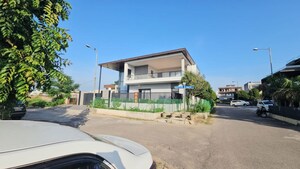 Parking in 6 BHK Independent House at Bhabat – for Rent