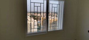 Room in 3 BHK Apartment at Keya The Lake Terraces, Electronic City – for Sale