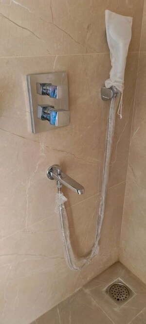Bathroom in 3 BHK Apartment at Keya The Lake Terraces, Electronic City – for Sale
