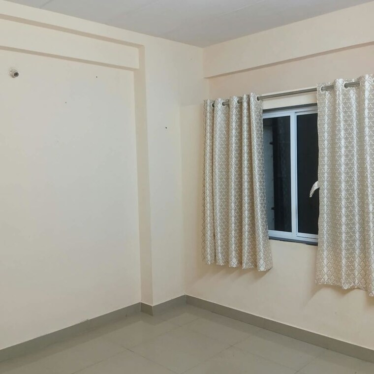 Room, goregaon west 2.5 Bedroom 650 Sq.Ft. Apartment In Goregaon West Mumbai 10671125