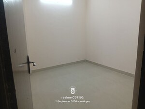 Room in 2 BHK Apartment at Amrapali Enchante, Tech Zone 4 Greater Noida – for Rent