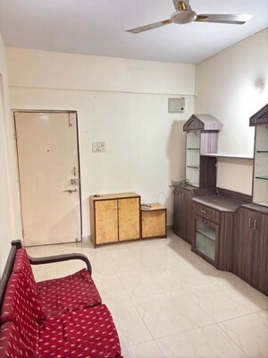 Bedroom in 2 BHK Apartment at Suda Silver Estate, Kondhwa – for Rent