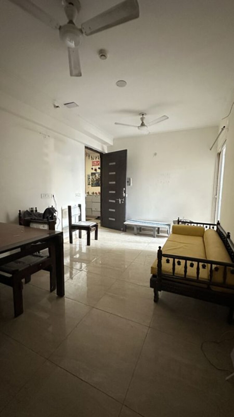 Living Room, gaur-city-7th-avenue 2 Bedroom 1185 Sq.Ft. Apartment In Sector 4 Greater Noida Greater Noida 10671143