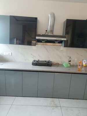 Kitchen in 4 BHK Builder Floor at Milton Tower, Vip Road – for Rent