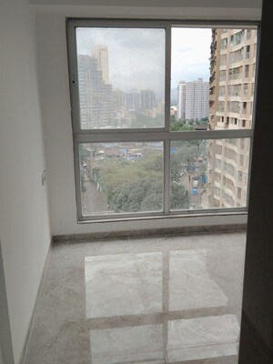 Room in 1 BHK Apartment at Shraddha Classic, Bhandup West – for Rent