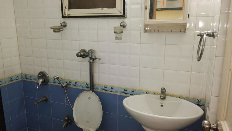 Bathroom, dosti-group-acres 2 Bedroom 553 Sq.Ft. Apartment In Wadala East Mumbai 10671161