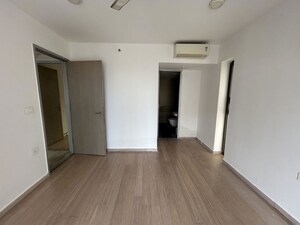 Room in 3 BHK Apartment at Lodha New Cuffe Parade, Wadala – for Rent