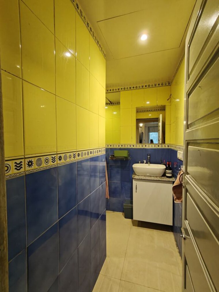 Kitchen, venus-apartments-worli 2 Bedroom 770 Sq.Ft. Apartment In Worli Mumbai 10671201
