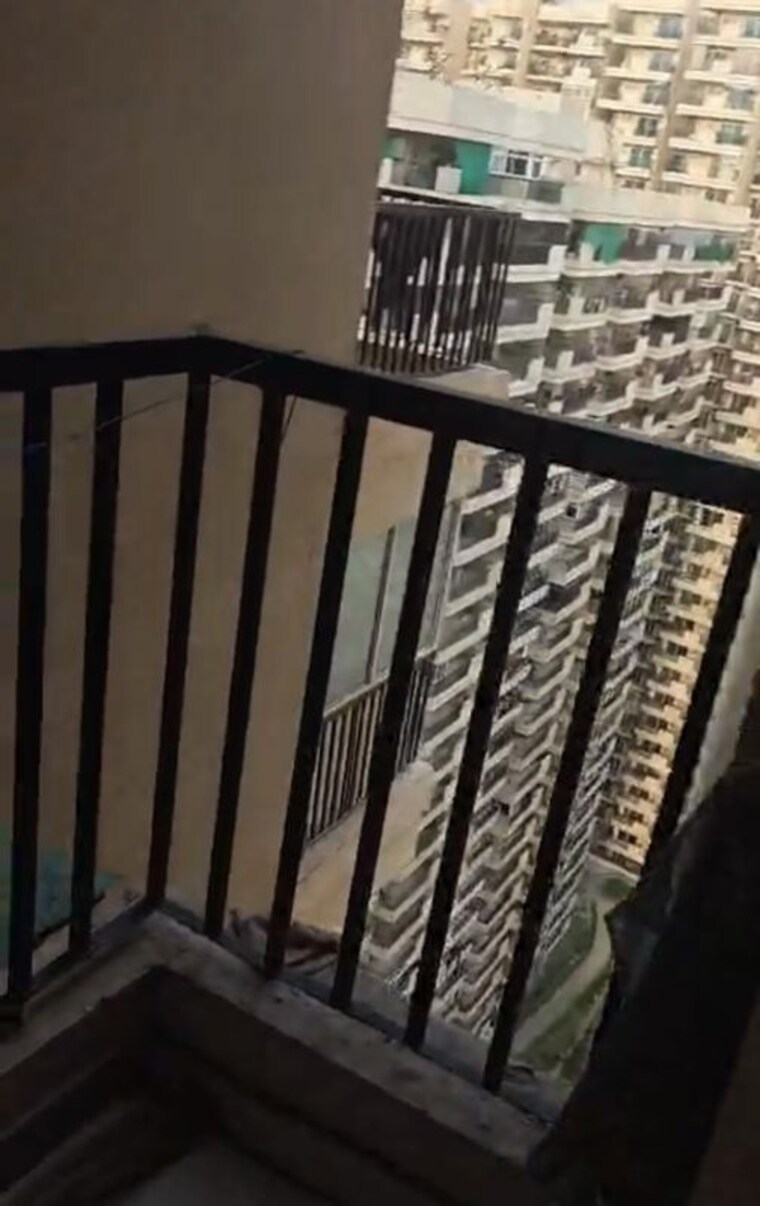 Balcony, gaur-city-2-14th-avenue 3 Bedroom 1175 Sq.Ft. Apartment In Sector 16c Greater Noida Greater Noida 10671181