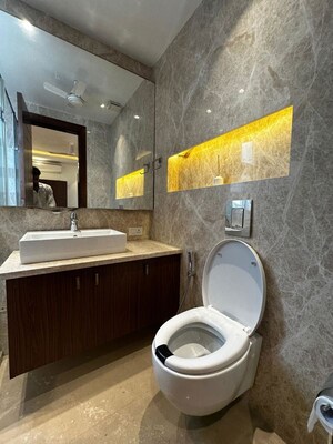 Bathroom in 3 BHK Apartment at Defence Colony – for Rent