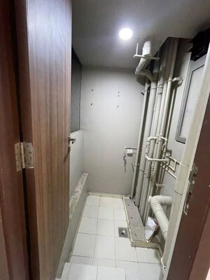  2 BHK Apartment at Sheth Irene, Malad West – for Rent