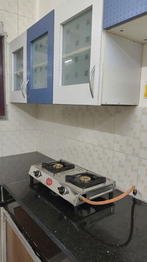Team Area in 2 BHK Apartment at Nirman Kutir, Yari Road – for Rent