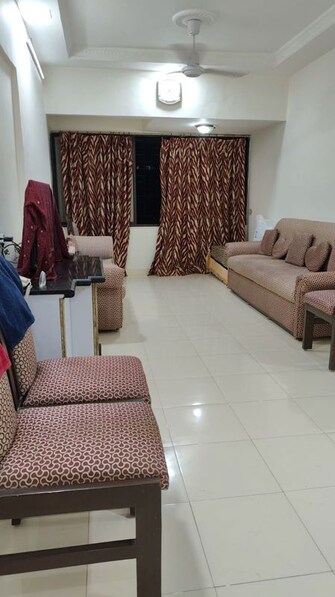 2 BHK Apartment For Rent in Nirman Kutir in Yari Road, Mumbai