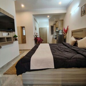Bedroom in 1 RK Builder Floor at Sector 51 – for Rent