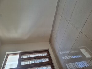 Furnished Amenities in 3 BHK Builder Floor at BPTP District, Sector 81 – for Rent