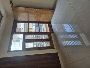 Staircase in 3 BHK Builder Floor at BPTP District, Sector 81 – for Rent