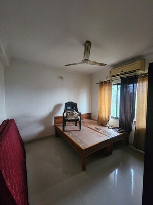 Living Room in 3 BHK Apartment at Somalwada – for Rent