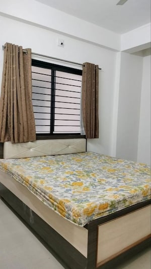 2 BHK Apartment For Rent in Jivraj Park