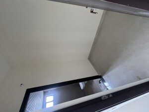 Attached Bathroom in 3 BHK Apartment at Seventh The Woods Kohinoor, Aishbagh – for Sale