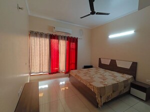 Bedroom in 2 BHK Apartment at Sector 85 – for Rent