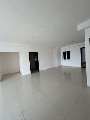 Room in 2.5 BHK Apartment at Aparna Newlands, Tellapur – for Sale
