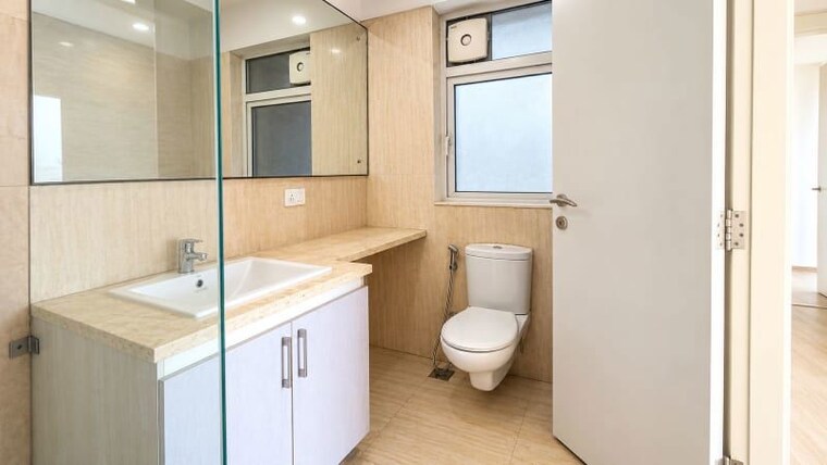 Kitchen, dlf-regal-gardens 3 Bedroom 1730 Sq.Ft. Apartment In Sector 90 Gurgaon 10671314