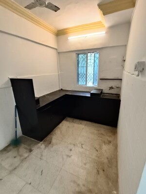 Living Room in 2 BHK Apartment at Chanchal Kalyan Complex, Yari Road – for Rent