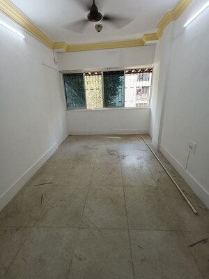 2 BHK Apartment For Rent in Chanchal Kalyan Complex, Yari Road