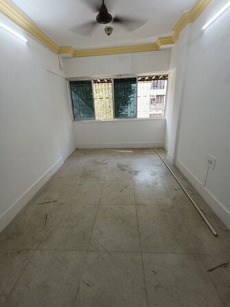 2 BHK 900 Sq.Ft. Apartment in Chanchal Kalyan Complex