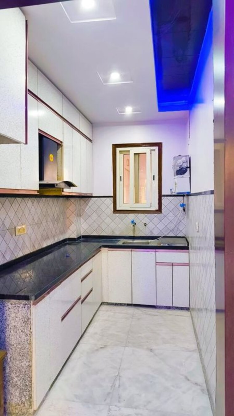 Kitchen, sector 45 3 Bedroom 80 Sq.Mt. Independent House In Sector 45 Noida 10671349