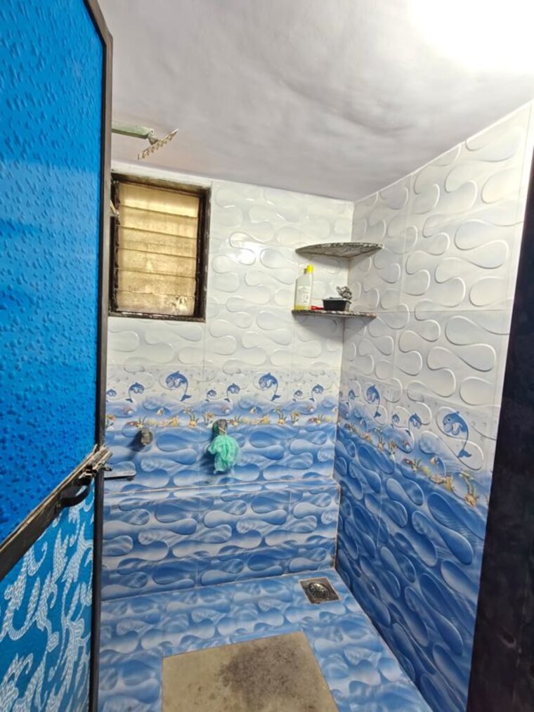 Bathroom, kanchan-pushp-society 2 Bedroom 920 Sq.Ft. Apartment In Ghodbunder Road Thane 10671358