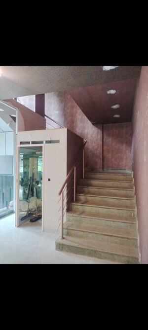 Furnished Amenities in  Showroom at Raiaskaran Turner House, Bandra West – for Rent