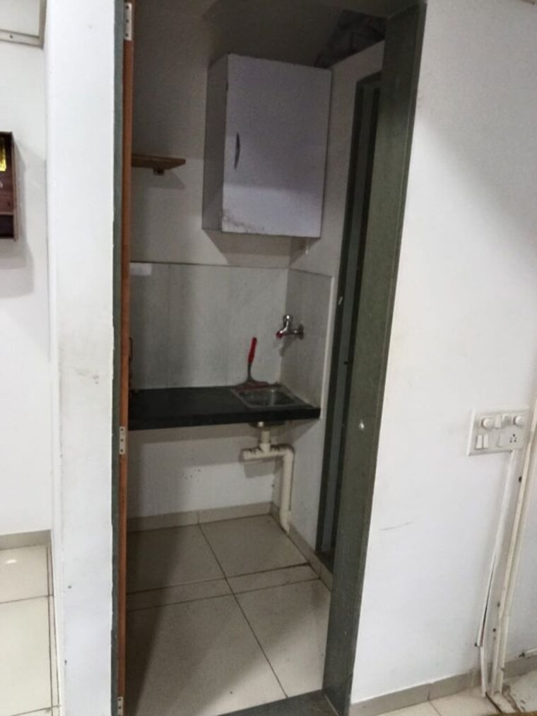 Bathroom, navrangpura Commercial Office Space 1150 Sq.Ft. In Navrangpura Ahmedabad 10671376