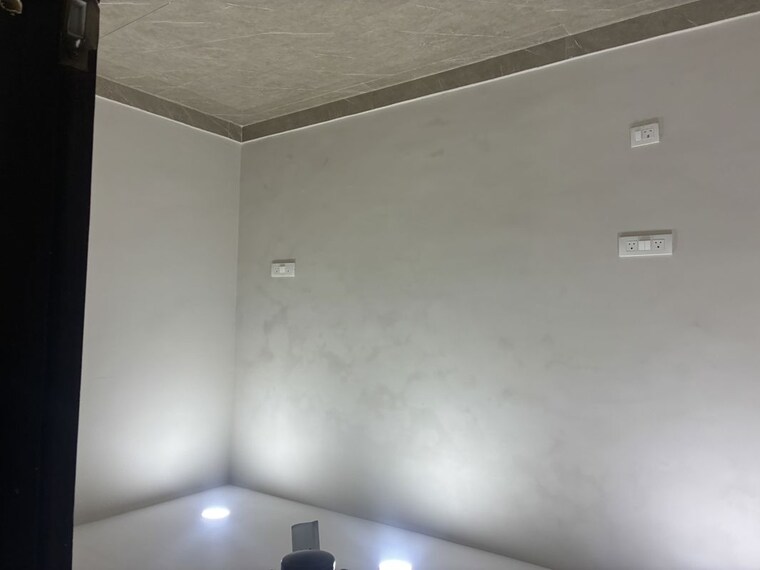 Room, sector 31 6+ Bedroom 265 Sq.Mt. Villa In Sector 31 Noida 10671397