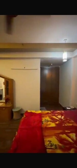 Bedroom in 6 BHK Villa at Sector 55 – for Sale