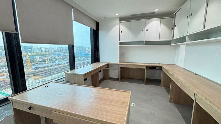 Kitchen, ins-tower Commercial Office Space 4808 Sq.Ft. In Bandra East Mumbai 10671434