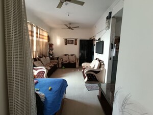 Team Area in 4 BHK Villa at Sector 36 – for Sale