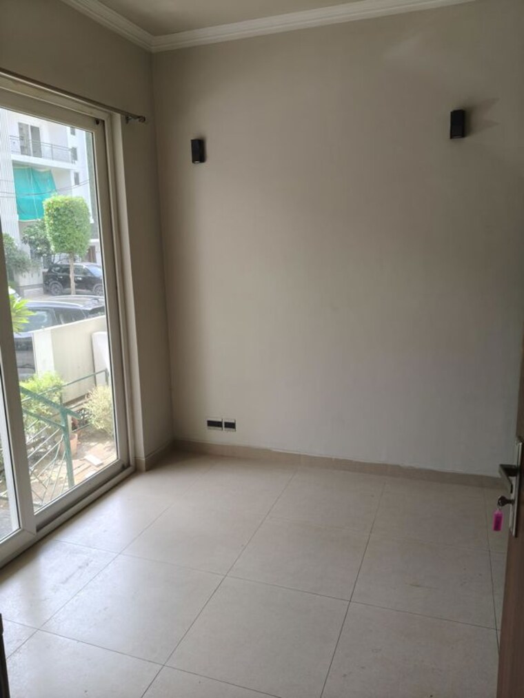 Room, sector 22 2 Bedroom 1200 Sq.Ft. Builder Floor In Sector 22 Gurgaon 10671454