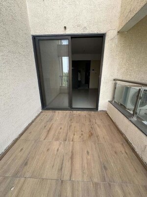Room in 3 BHK Apartment at Suyog Crystal, Lulla Nagar – for Sale