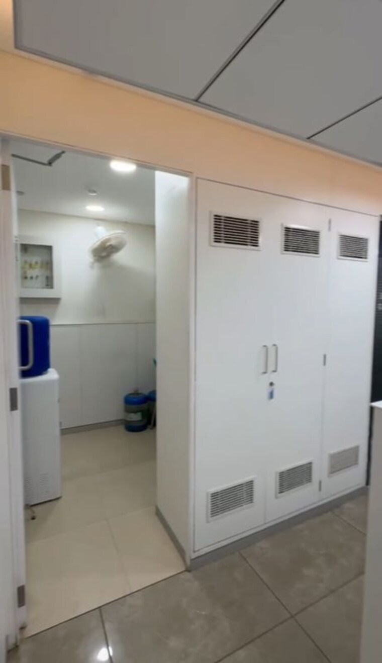 Bathroom, vastrapur Commercial Office Space 1500 Sq.Ft. In Vastrapur Ahmedabad 10671459