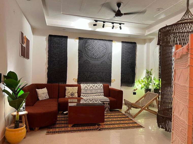 Living Room, saket 2 Bedroom 1000 Sq.Ft. Builder Floor In Saket Delhi 10671392