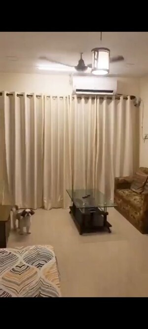 1 BHK Apartment For Rent in Heritage View Vile Parle, Vile Parle West