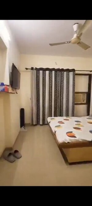 Bedroom in 1 BHK Apartment at Heritage View Vile Parle, Vile Parle West – for Rent