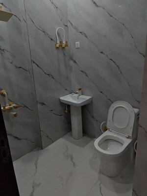 Bathroom in 3 BHK Builder Floor at Sector 23 – for Rent
