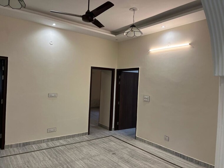 Room, aman vihar 3 Bedroom 1800 Sq.Ft. Builder Floor In Aman Vihar Dehradun 10671486