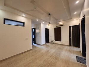 3 BHK Builder Floor For Rent in Sector 21