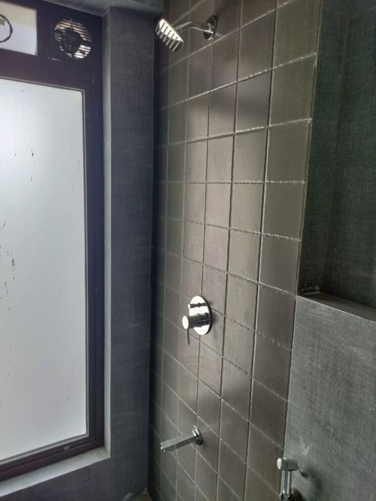 Bathroom, chembur 2 Bedroom 750 Sq.Ft. Apartment In Chembur Mumbai 10671391
