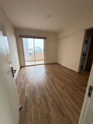 Room in 3 BHK Builder Floor at Sector 23 – for Rent