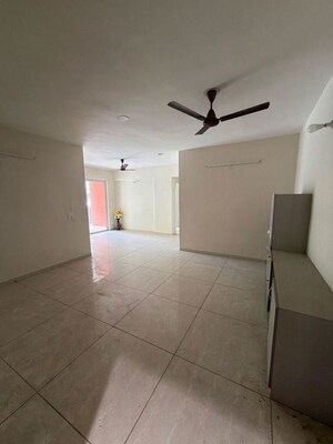 Bathroom in 3 BHK Builder Floor at Sector 23 – for Rent