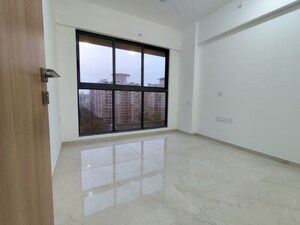 Room in 3 BHK Apartment at Godrej Urban Park, Chandivali – for Rent